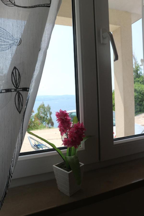 Apartments Joko Omis Luaran gambar