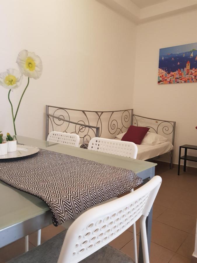 Apartments Joko Omis Luaran gambar