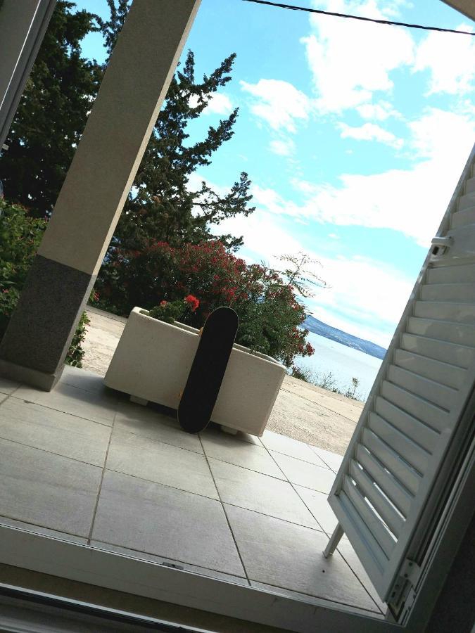 Apartments Joko Omis Luaran gambar