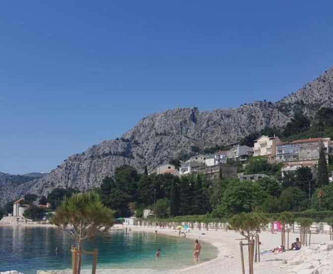 Apartments Joko Omis Luaran gambar